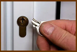 Lutherville Timonium Locksmiths Lutherville Timonium, MD 410-246-6592 - 14-60-broken-key